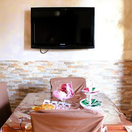 Pulcinella 2 *